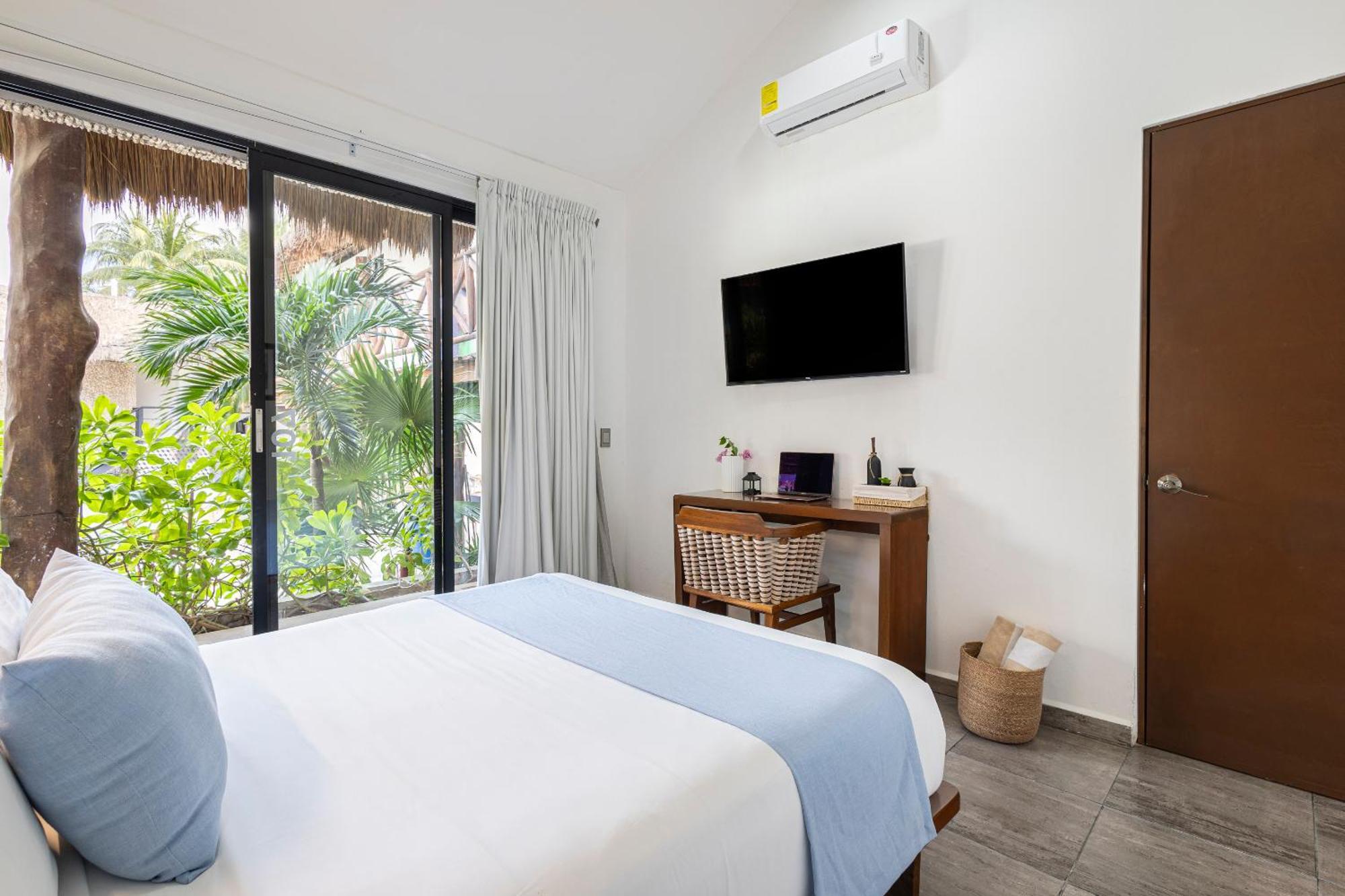 Areia Playa Del Carmen - Beach Front Hotel Room photo