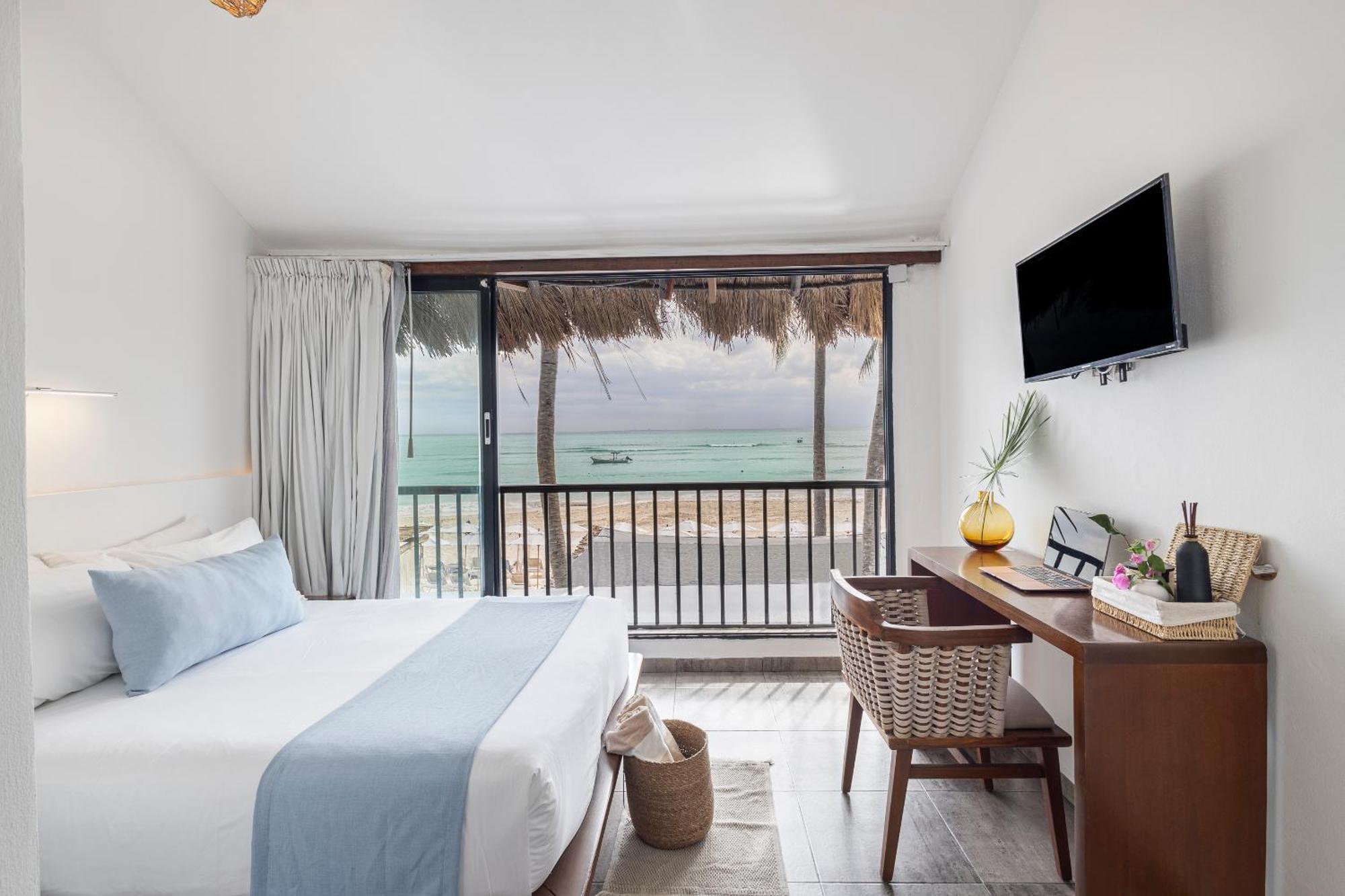Areia Playa Del Carmen - Beach Front Hotel Room photo